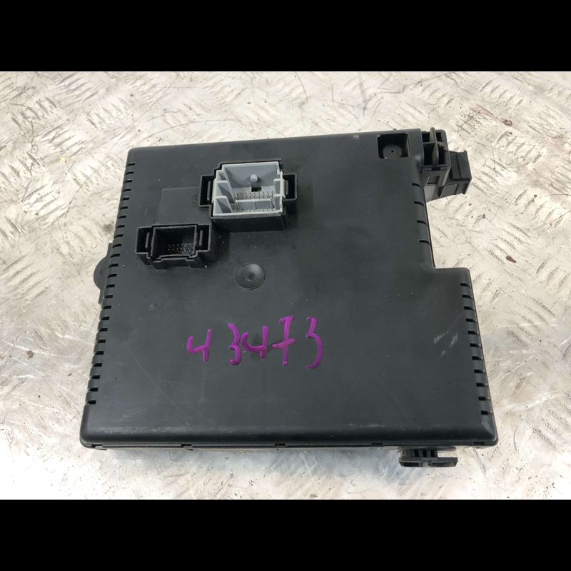 Fuse Relay Box Fusebox Unit | Daviva